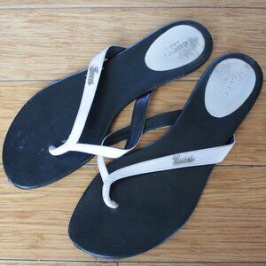 Gucci Leather White/Black Sandal Flats Thong Strap Size 10